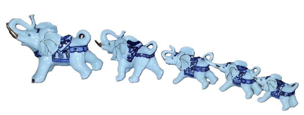 (image for) Porcelain Ornament, Classic Elephant Shape, Cobalt Blue on White Porcelain, Set of 5